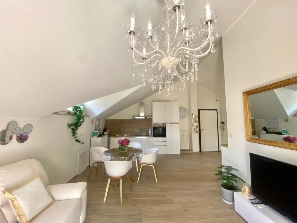 Casa Tra I Castelli Apartment San Martino Alfieri Exterior foto