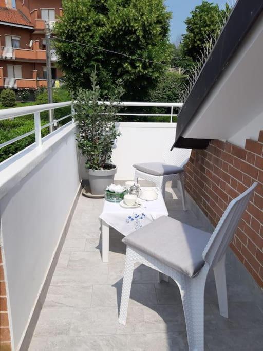 Casa Tra I Castelli Apartment San Martino Alfieri Exterior foto